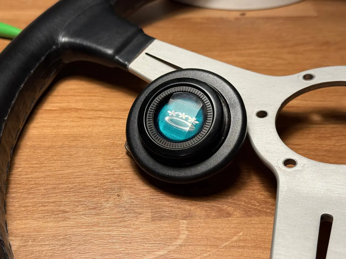 1980S Toyota Corolla Horn Button 1
