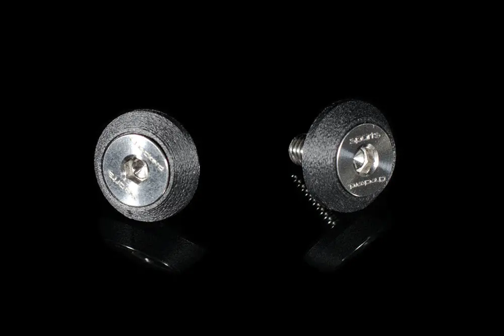 Titanium / Carbon M6 Countersunk Bolt/Washer 1