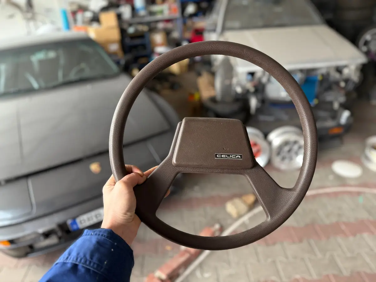 1980S Toyota Celica Steering Wheel 1