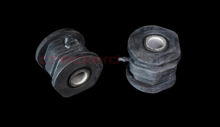 Front Compliance Bushings 96-00 Civic 1