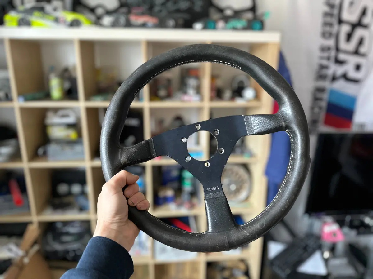 Momo Monte Carlo V35 Leather Steering Wheel 1