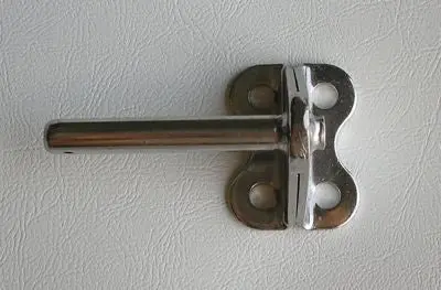 Lower Pintle - Ez Loc Rudder 1