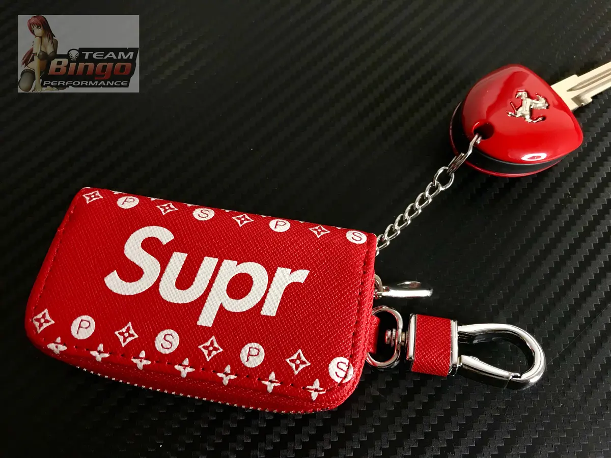 Supreme ( Supr ) Key Ring Key Fob Case Black Or Red 1
