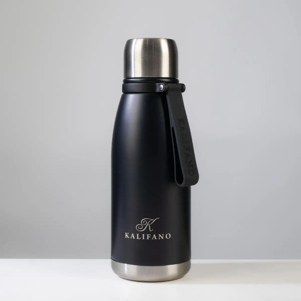Kalifano 22Oz Hot & Cold Stainless Steel Water Bottle 1