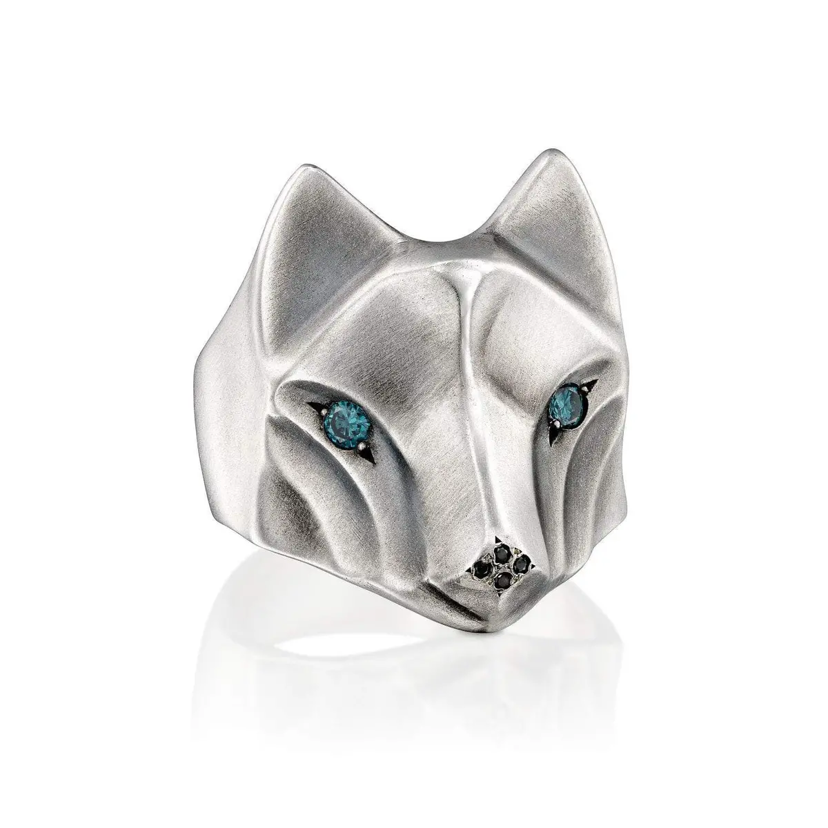 Blue Diamond Wolf Ring 1