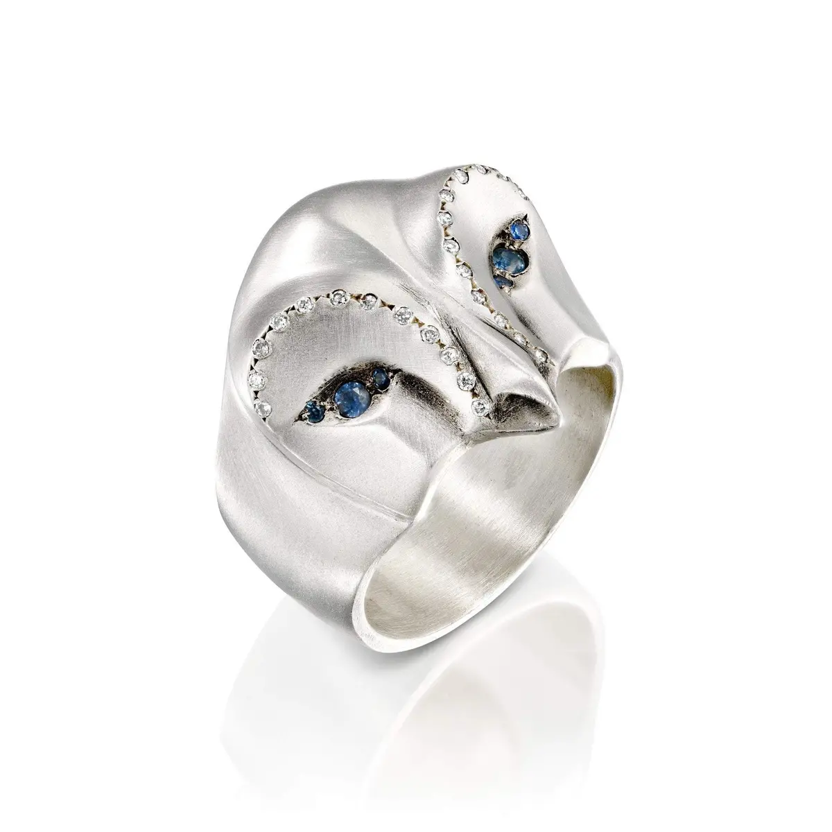 Snowy Owl Ring With Blue Sapphires And White Diamonds 1