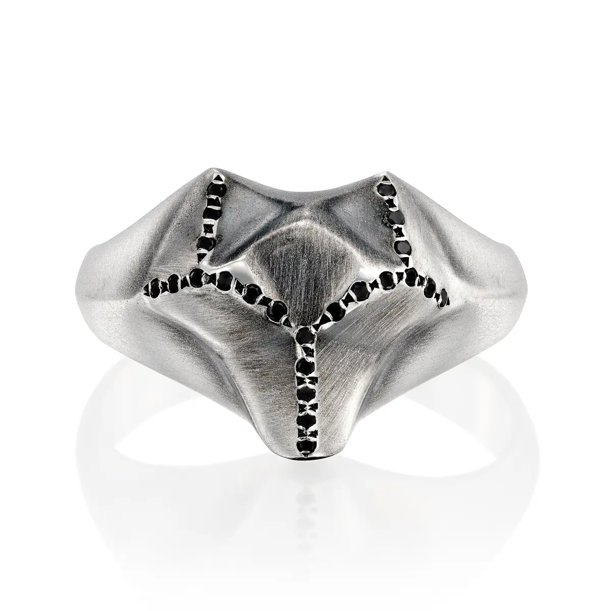Wolf Ring With Black Diamonds 1