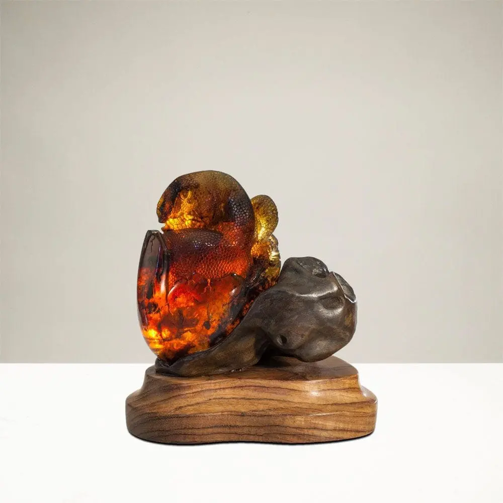 Amb14000.001 - Hand Carved Samora Amber Hatching Dragon - Mexico 1