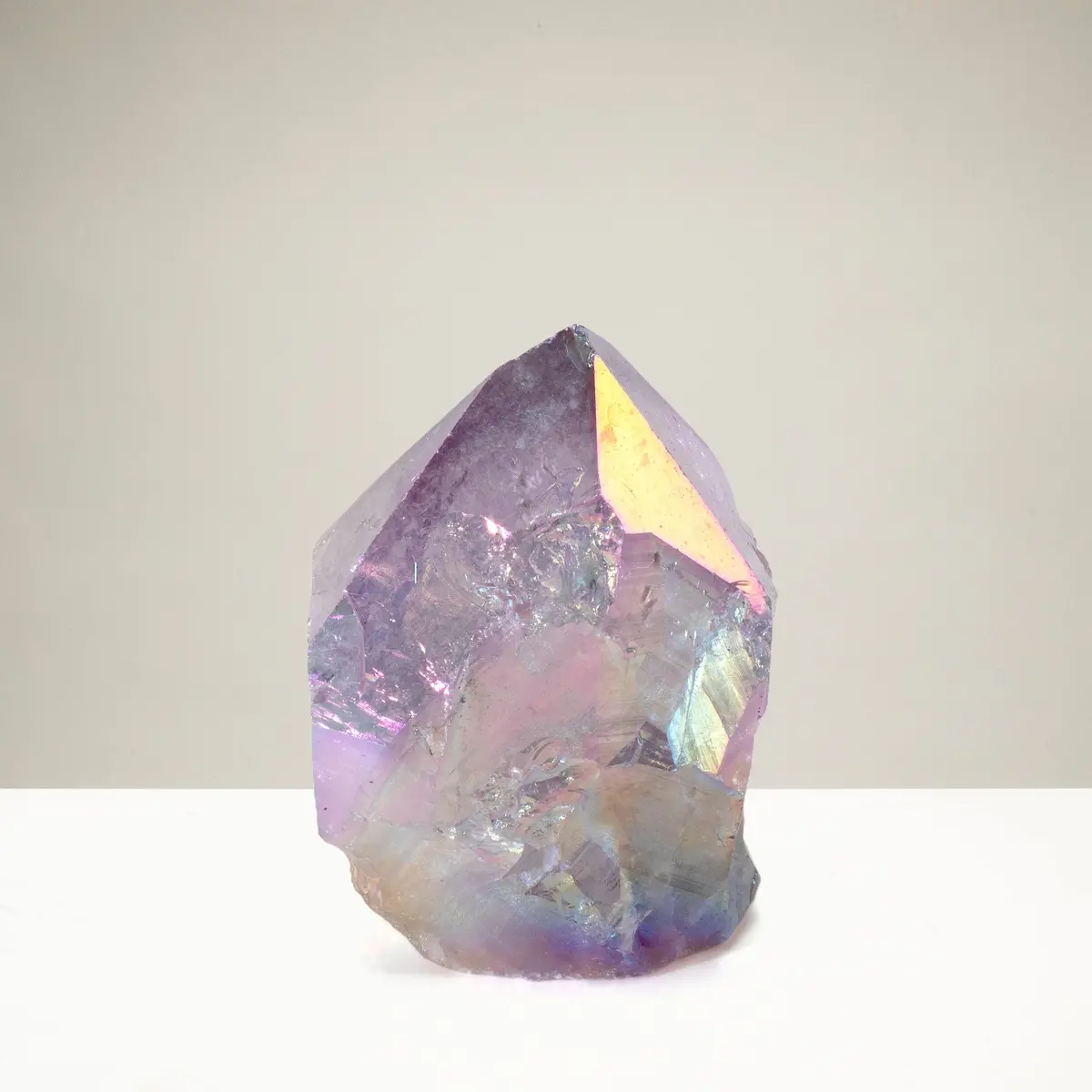 Aura Borealis Amethyst Point - 180 G 1
