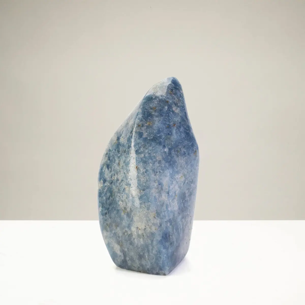 Blue Calcite Twist Flame - 5" / 875G 1