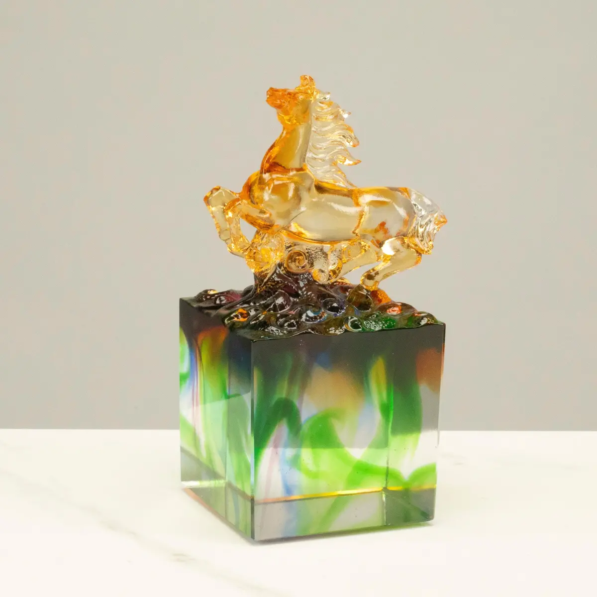 Graceful Horse Crystal Carving With Detachable Base - A Symbol Of Freedom And Action 1