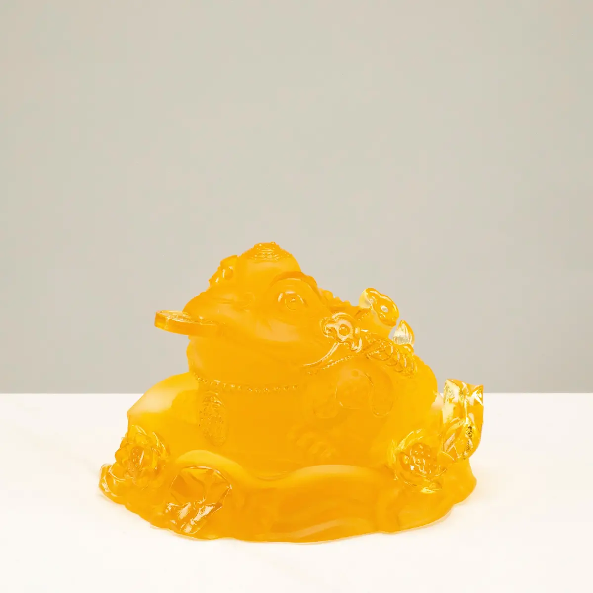 Lucky Toad Crystal Carving - A Symbol Of Financial Prosperity And Good Fortune 1