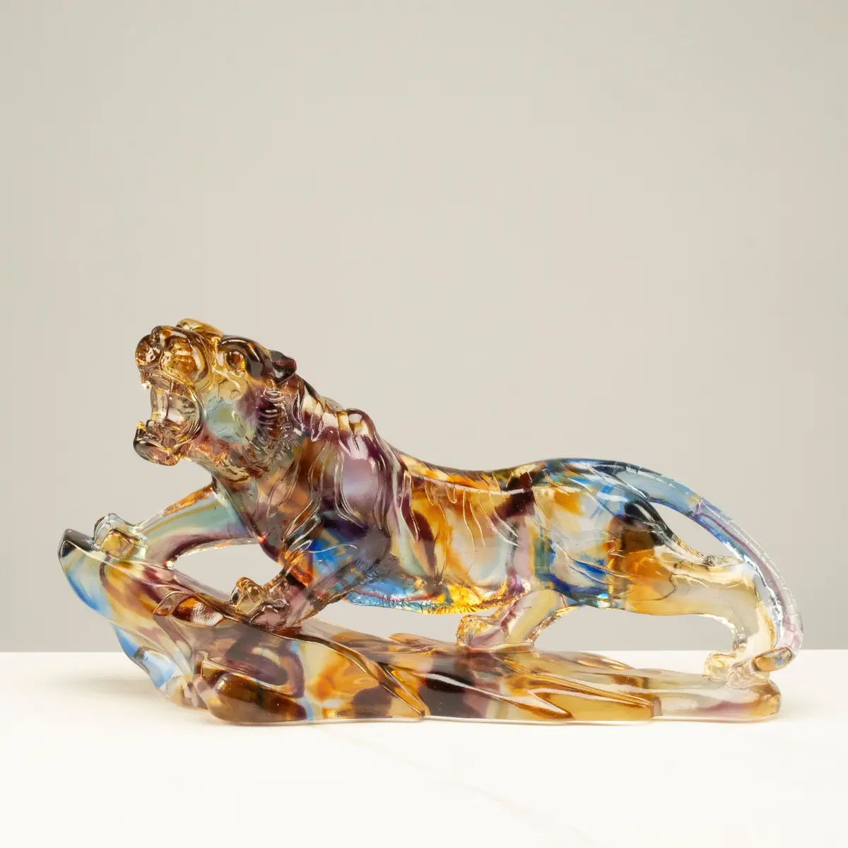 Roaring Tiger On Rock Crystal Carving - A Symbol Of Courage And Strength 1
