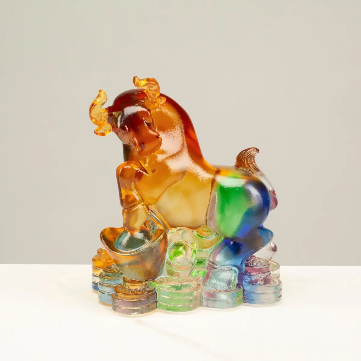 Strong Ox Crystal Carving - A Symbol Of Determination And Persistence 1