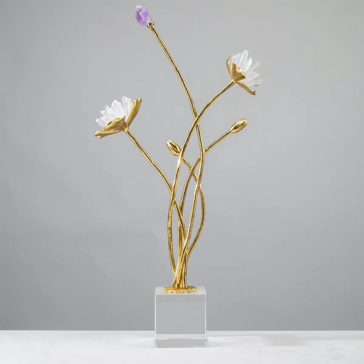 Quartz Flower Boquet On Marble Stand 1