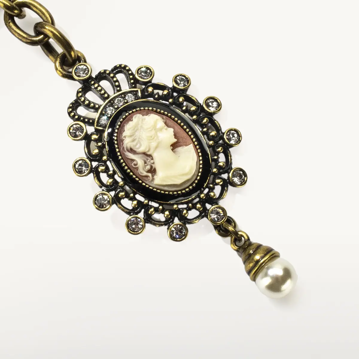 Antique Cameo Keychain Made With Swarovski Crystals 1