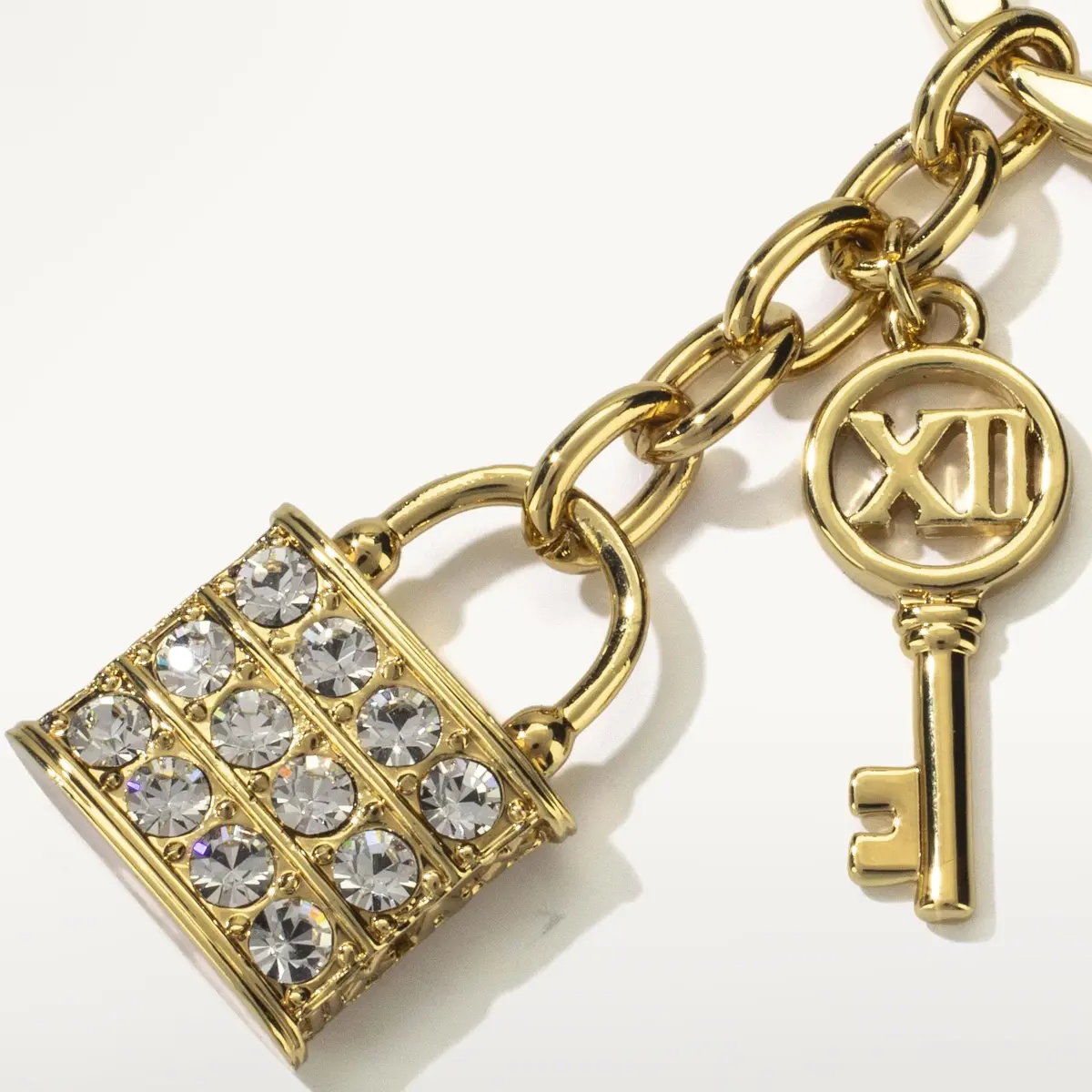 Gold Atlas Key & Lock Keychain Made With Swarovski Crystals 1