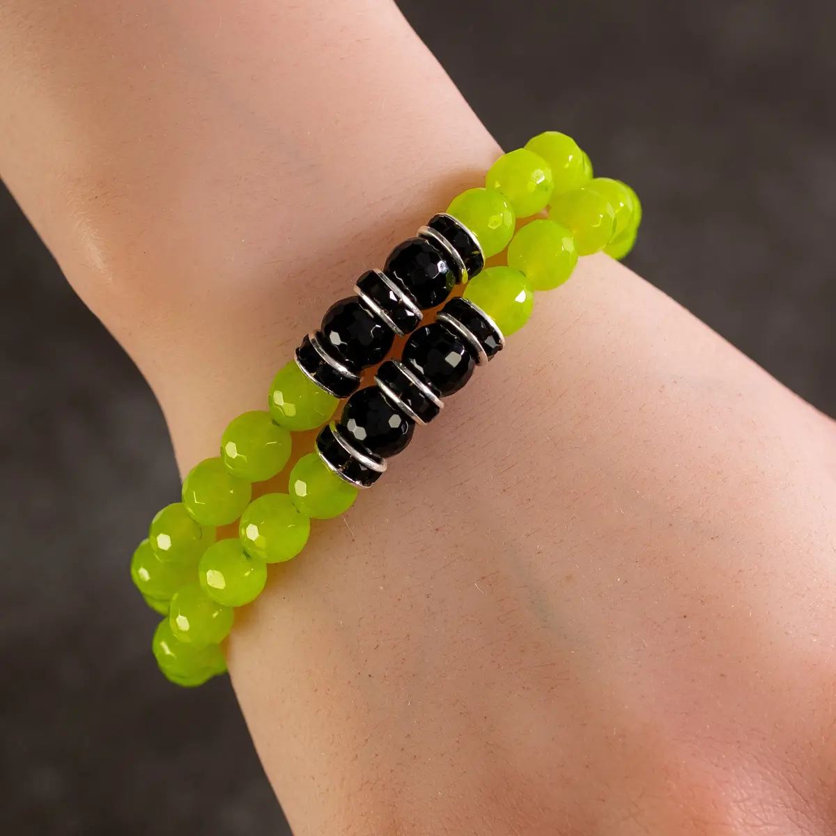 Faceted Bright Green Agate 8Mm Beads With Black Agate And Black And Silver Accent Beads Double Wrap Elastic Gemstone Bracelet 1