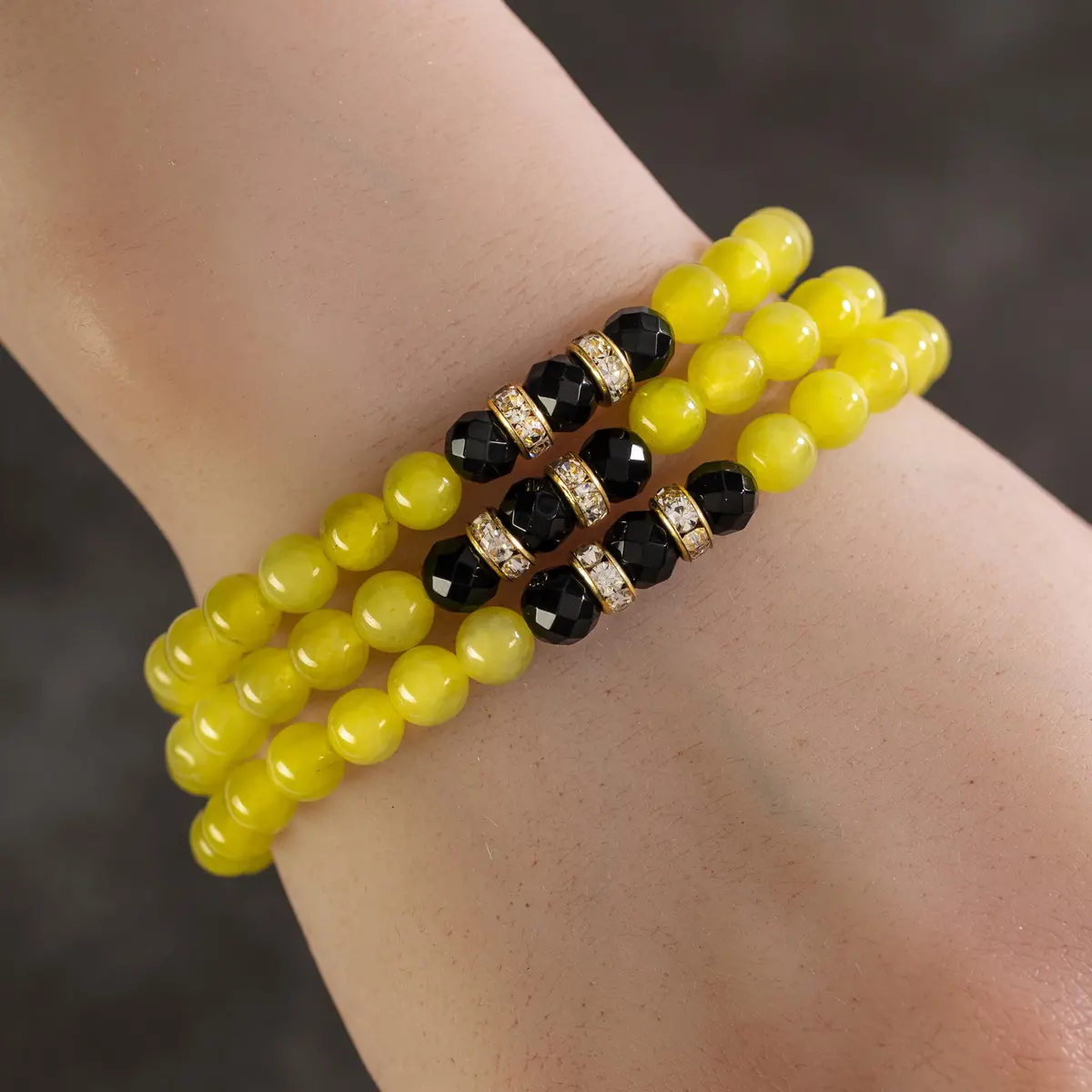 Green Agate 6Mm Beads With Black Agate And Gold Color Crystal Accent Beads Triple Wrap Elastic Gemstone Bracelet 1