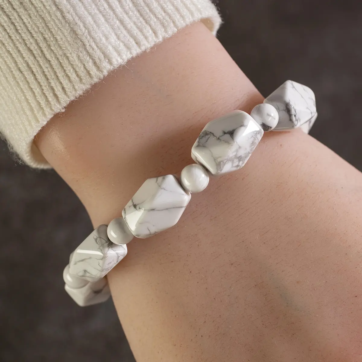 Howlite Prism And Bead Gemstone Elastic Bracelet 1