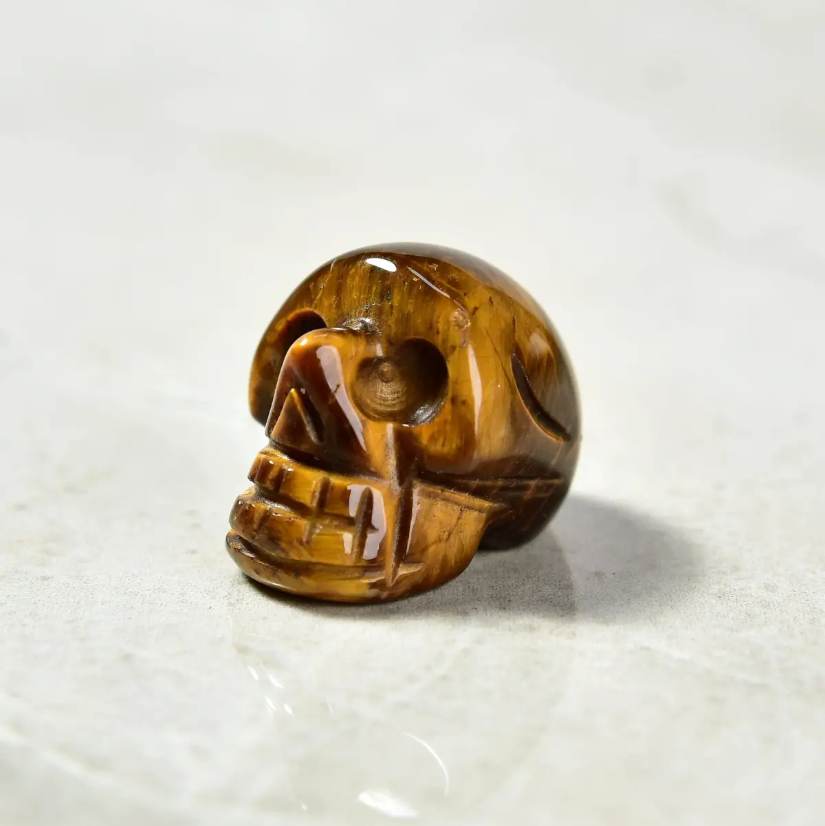 1" Tiger Eye Skull Natural Gemstone Carving 1