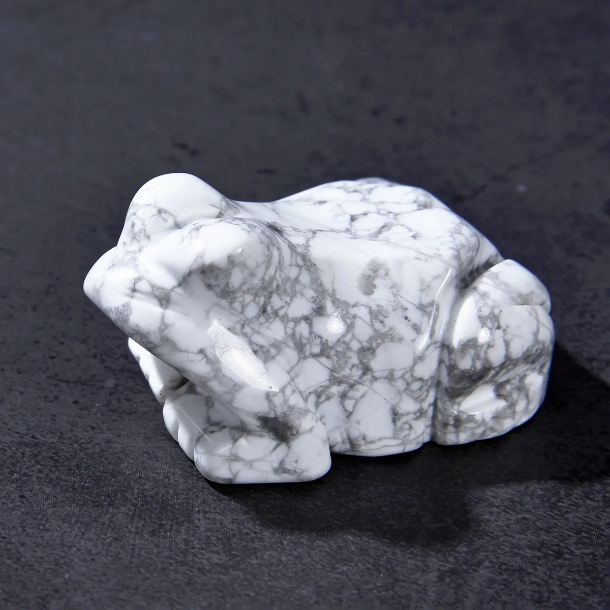 2" Howlite Frog Natural Gemstone Carving 1
