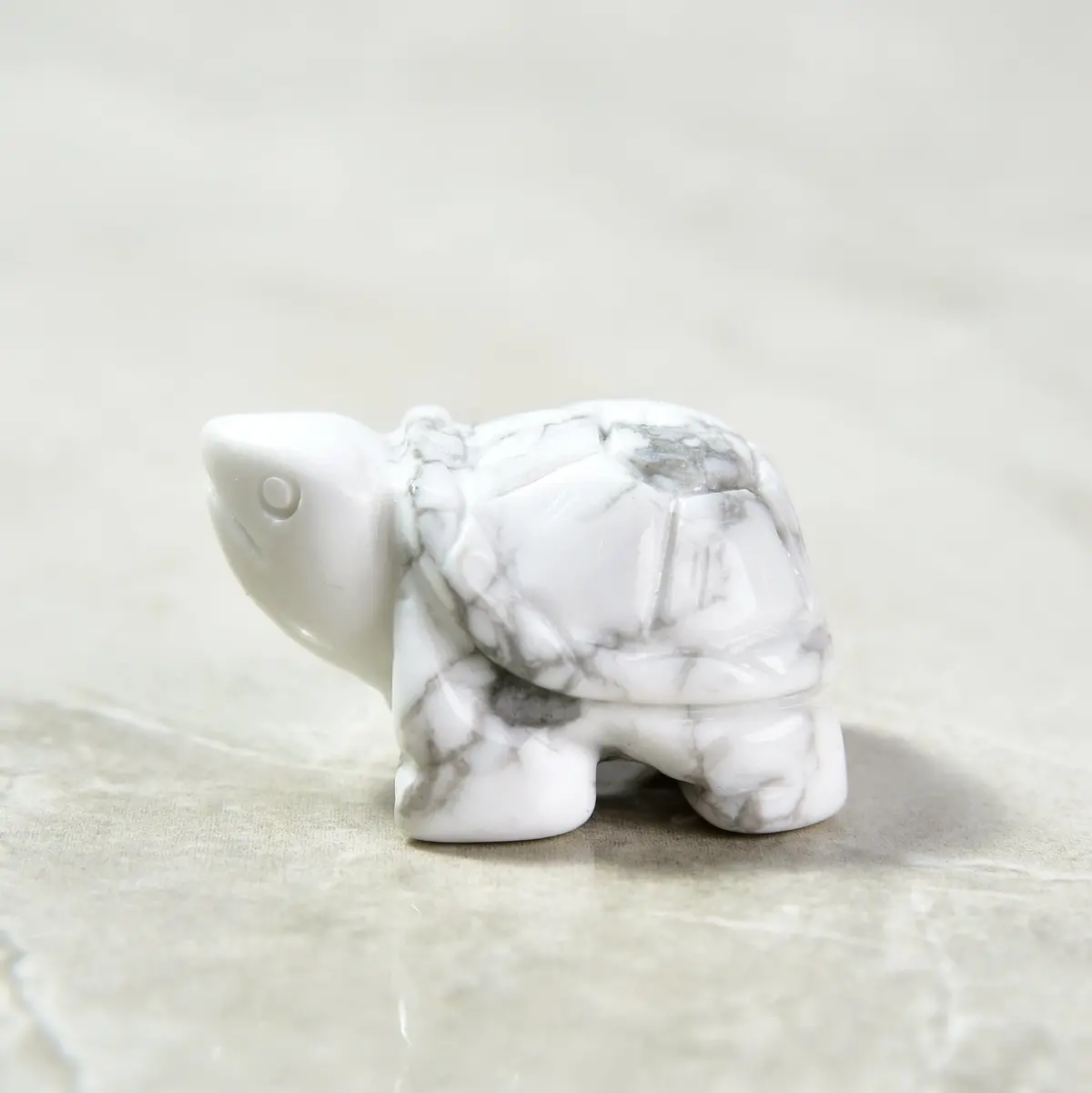 Howlite Turtle 1.5" Gemstone Carving 1
