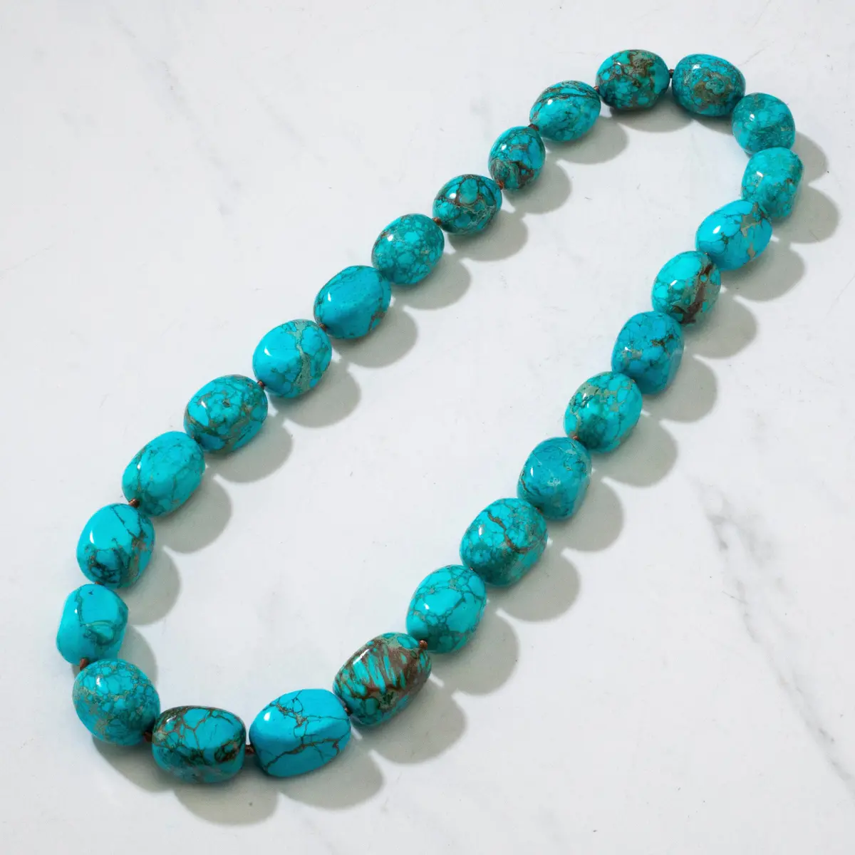 King Howlite Turquoise 25 Mm Beads 28 In Necklace 1
