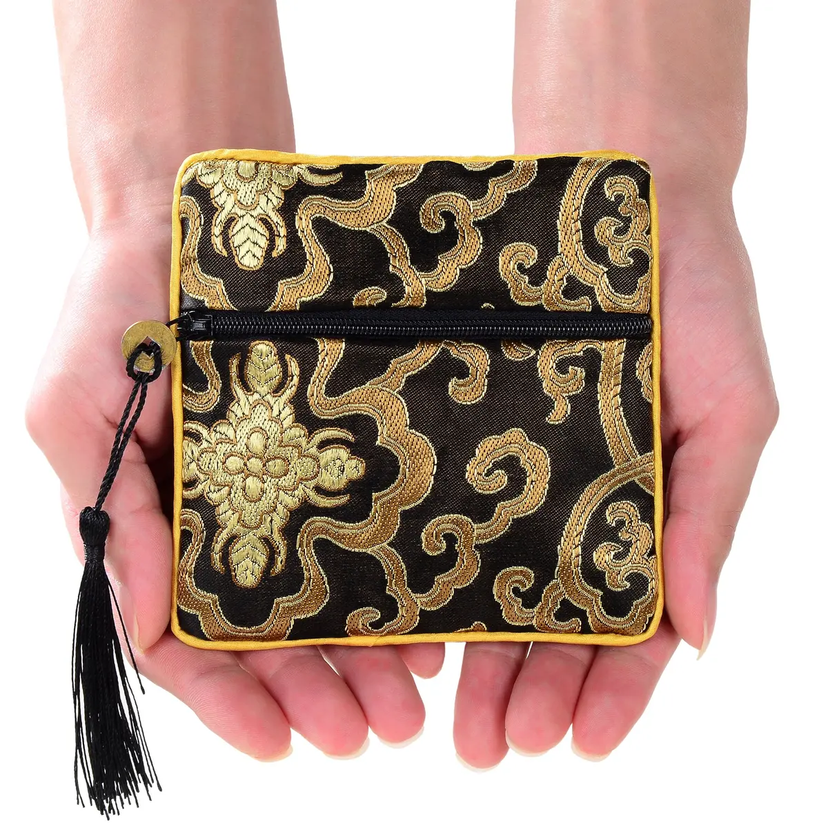 Black Silk Jewlery & Coin Pouch With Zipper 1