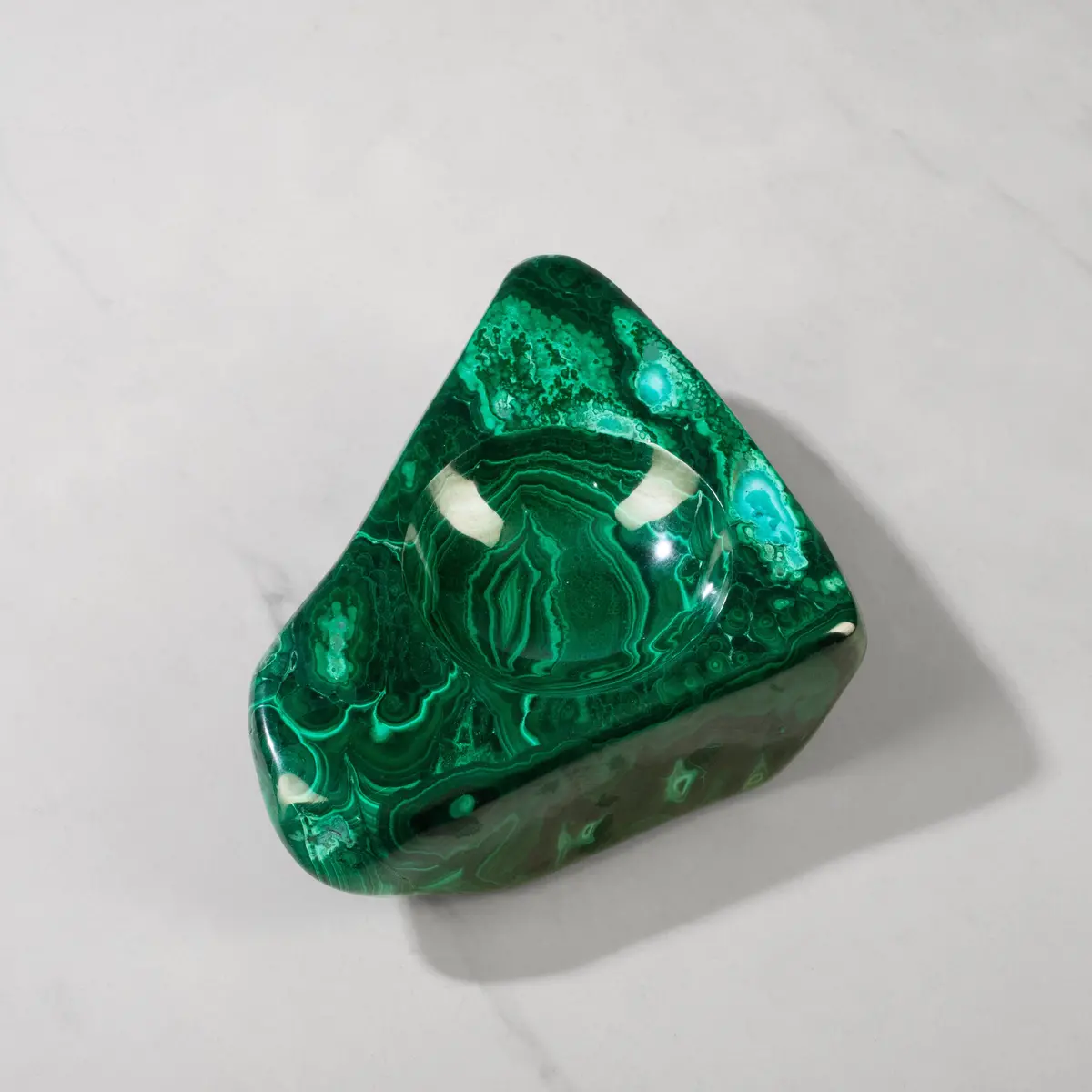 Malachite Ashtray / Bowl Carving From Congo - 5.5" / 1,407 G 1