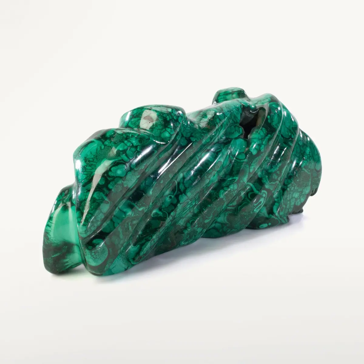 Malachite Carving 3" / 1,290G 1