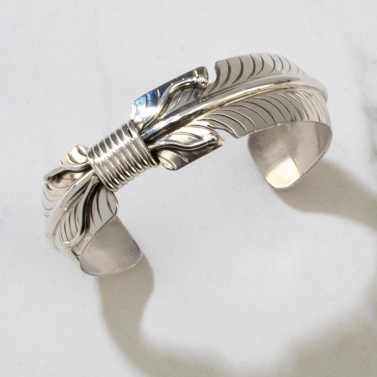 Feather Navajo Usa Native American Made 925 Sterling Silver Cuff 1