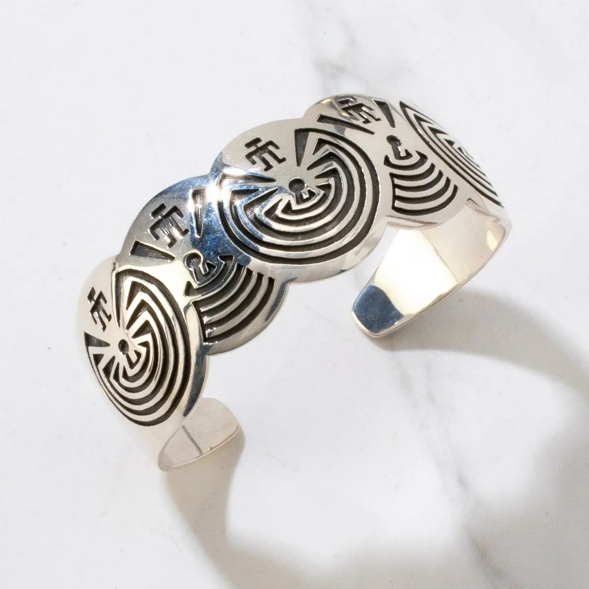 Man In Maze Fernando Puhuhefvaya Hopi Usa Native American Made 925 Sterling Silver Cuff 1