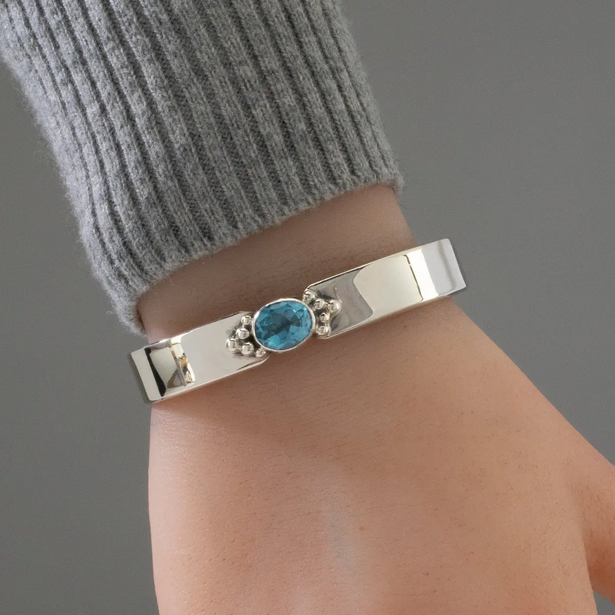 Richard Long Sr. Blue Topaz Navajo Usa Native American Made 925 Sterling Silver Cuff 2