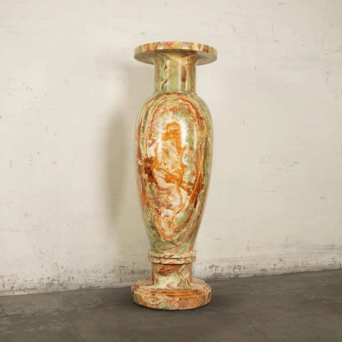 Pakistan Green Onyx Vase - 72" 1