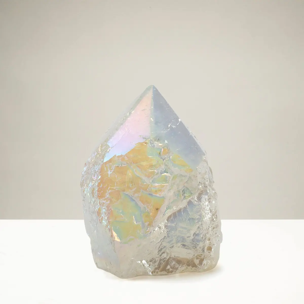 Aura Borealis Quartz Point - 325 G 1