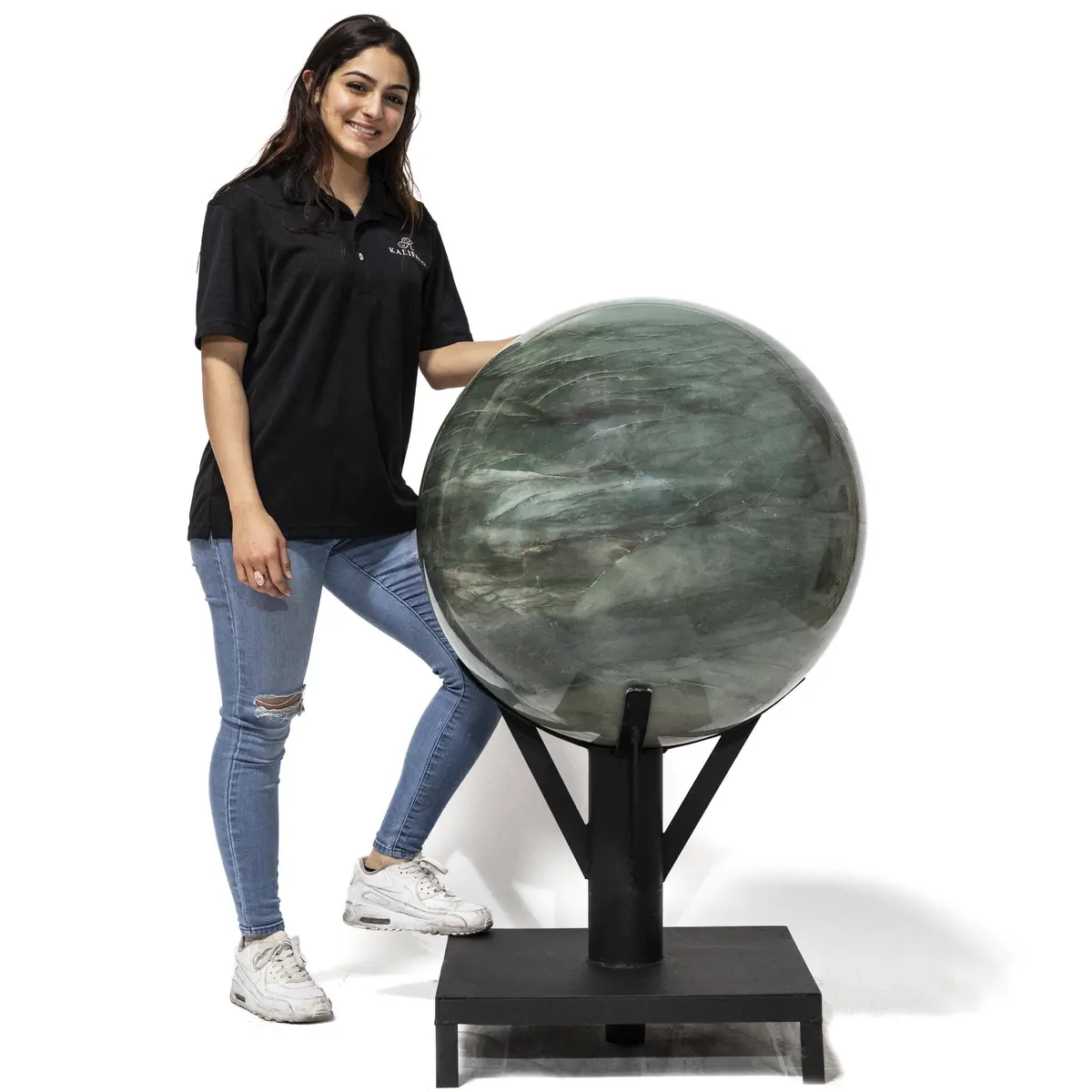 Green Quartz Sphere - 998 Lbs / 28" Diameter 1