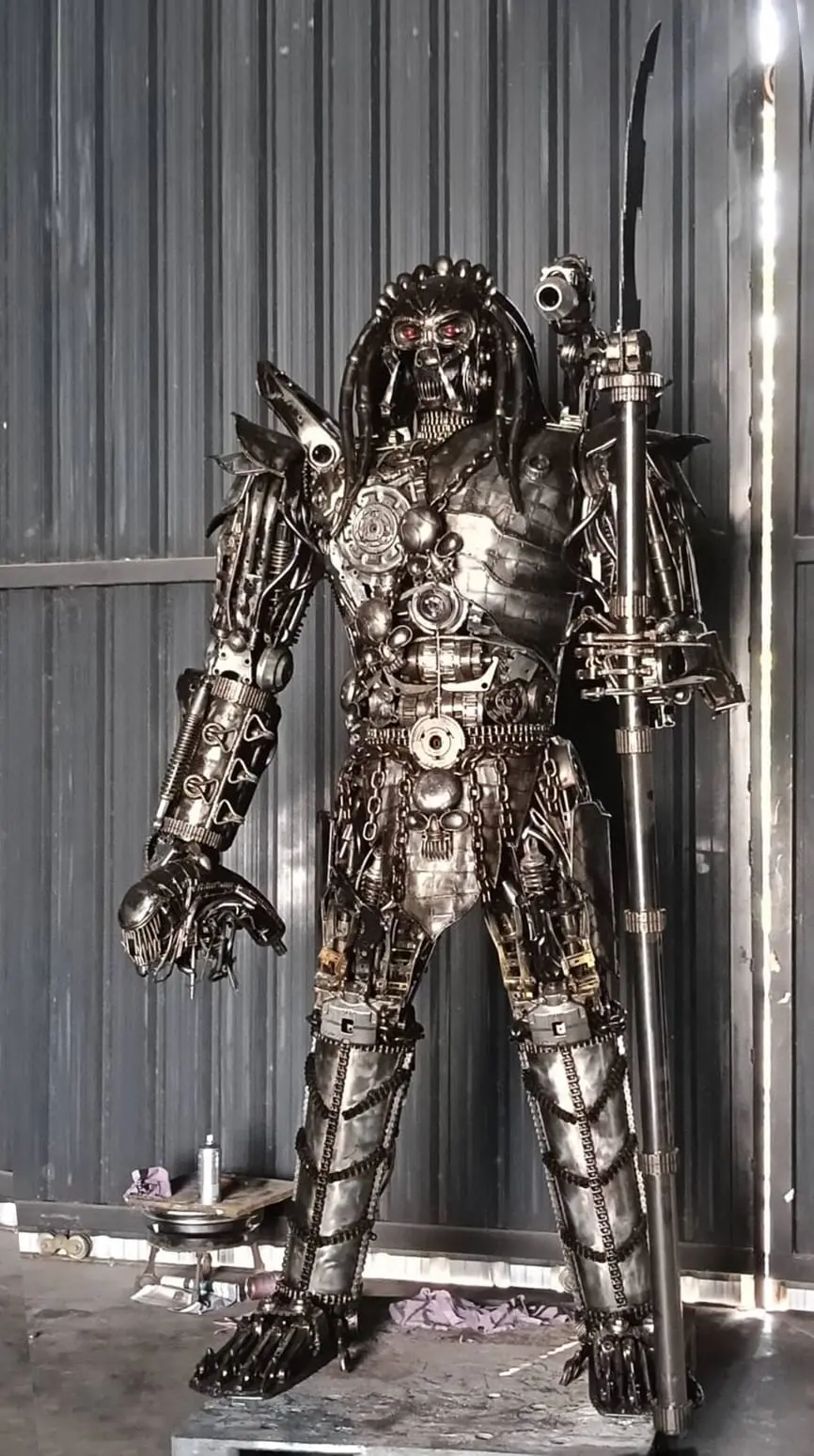 102" Predator Inspired Recycled Metal Art Sculpture 1