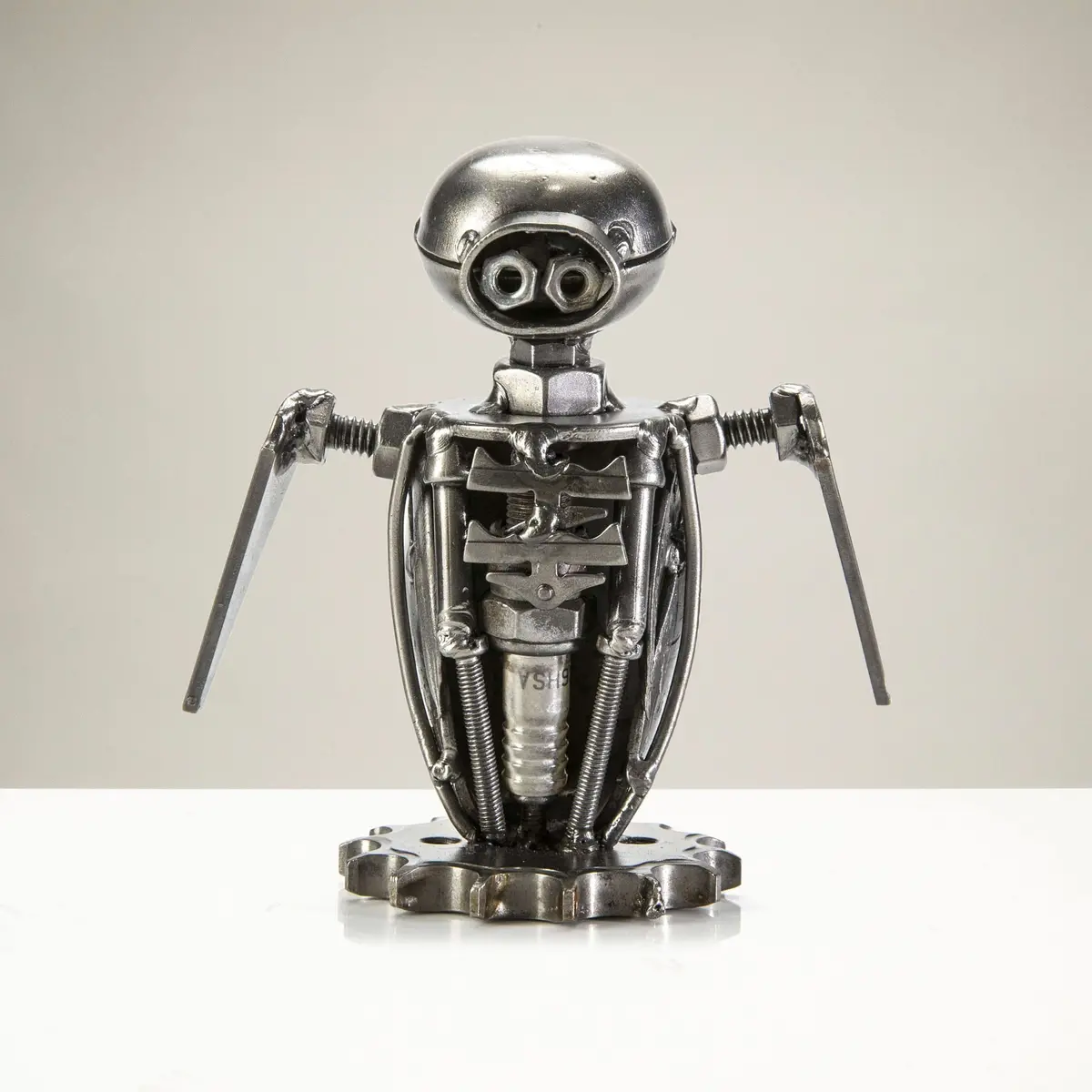 Eve Inspired Recycled Metal Sculpture 1