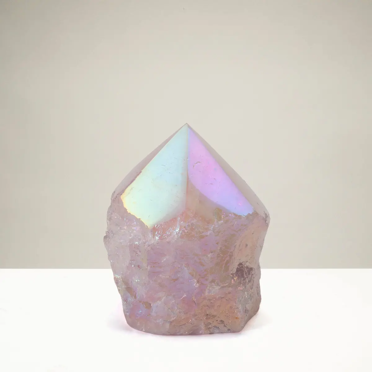 Aura Borealis Rose Quartz Point - 500 G 1