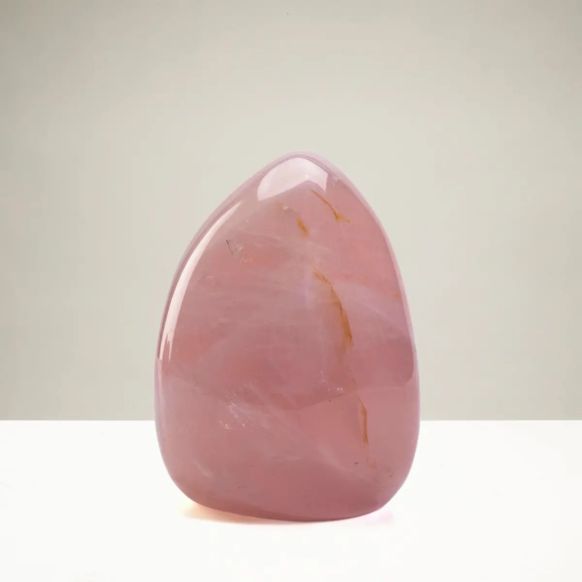 Rose Quartz Freeform Cut Base -4" / 875G 1