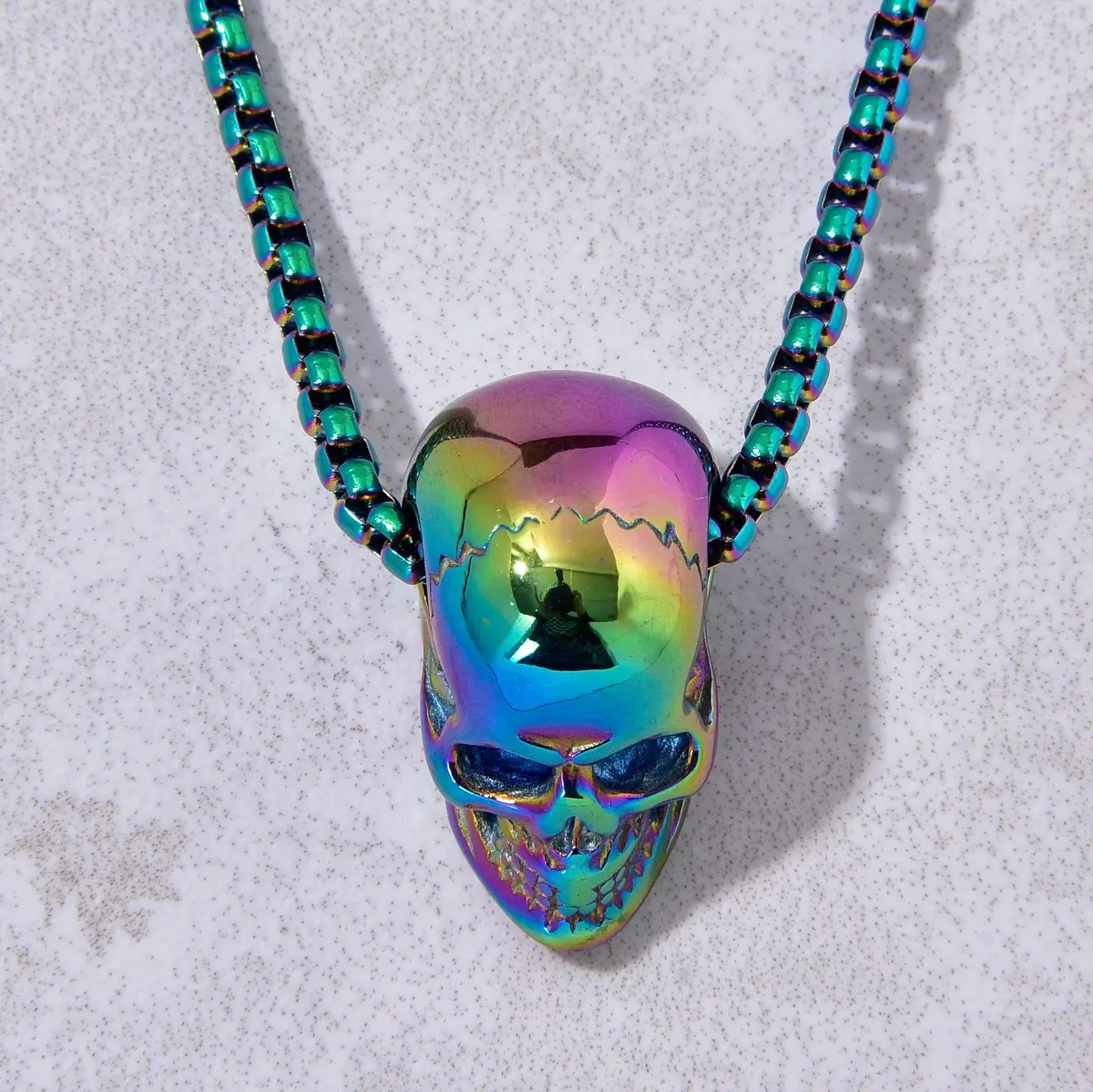 Aurora Borealis Skull Steel Hearts Necklace 1