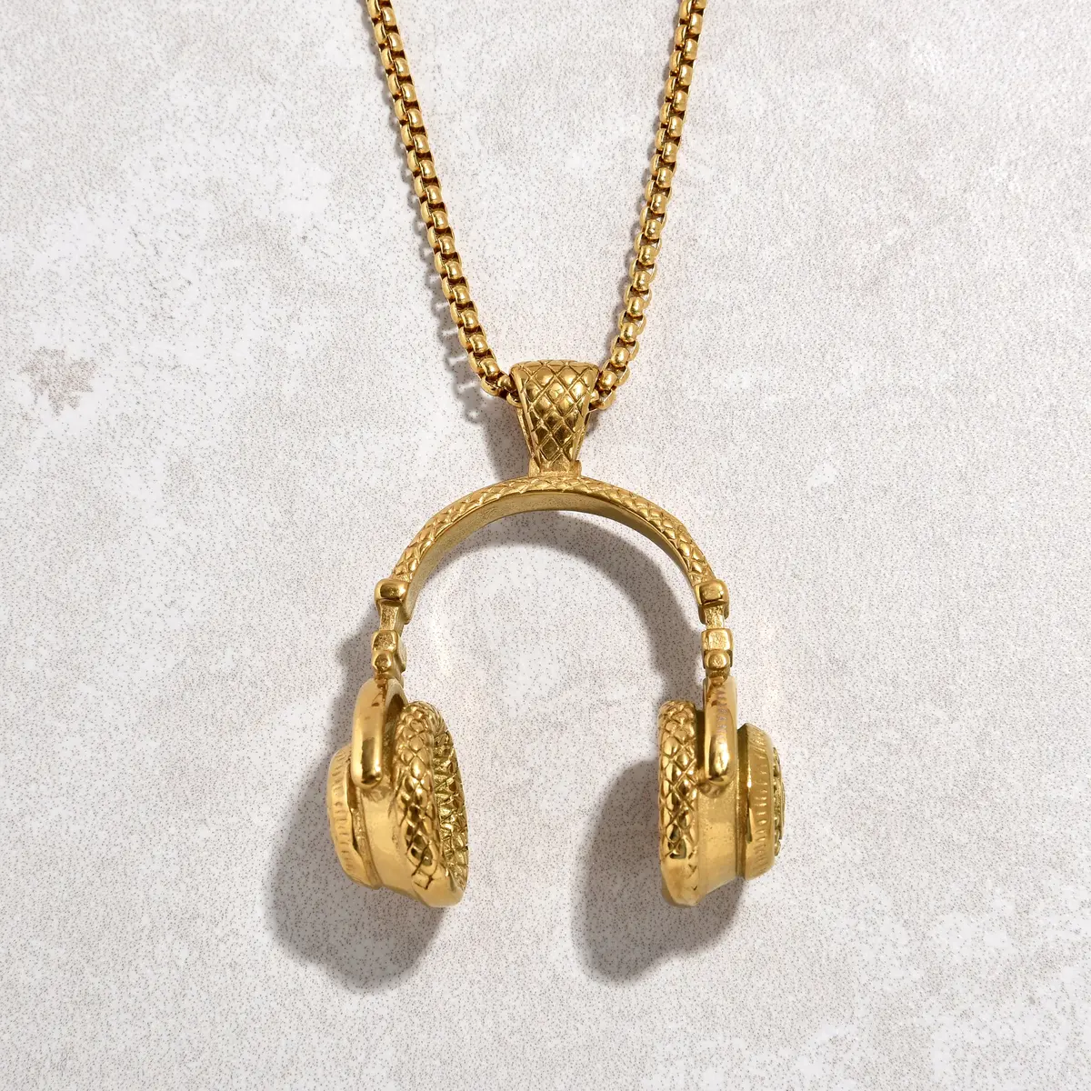 Gold Large Headphones Steel Hearts Necklace 1