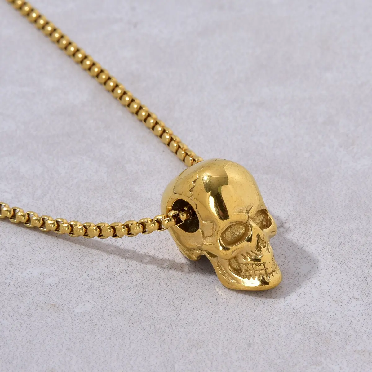 Gold Skull Steel Hearts Necklace 2