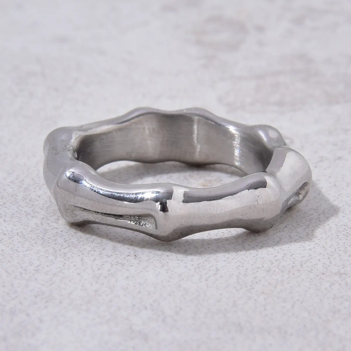 Silver Bamboo Joint Steel Hearts Ring 1