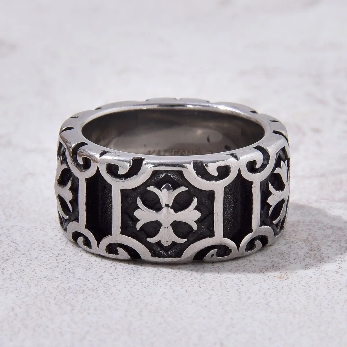 Silver Flower Steel Hearts Ring 1
