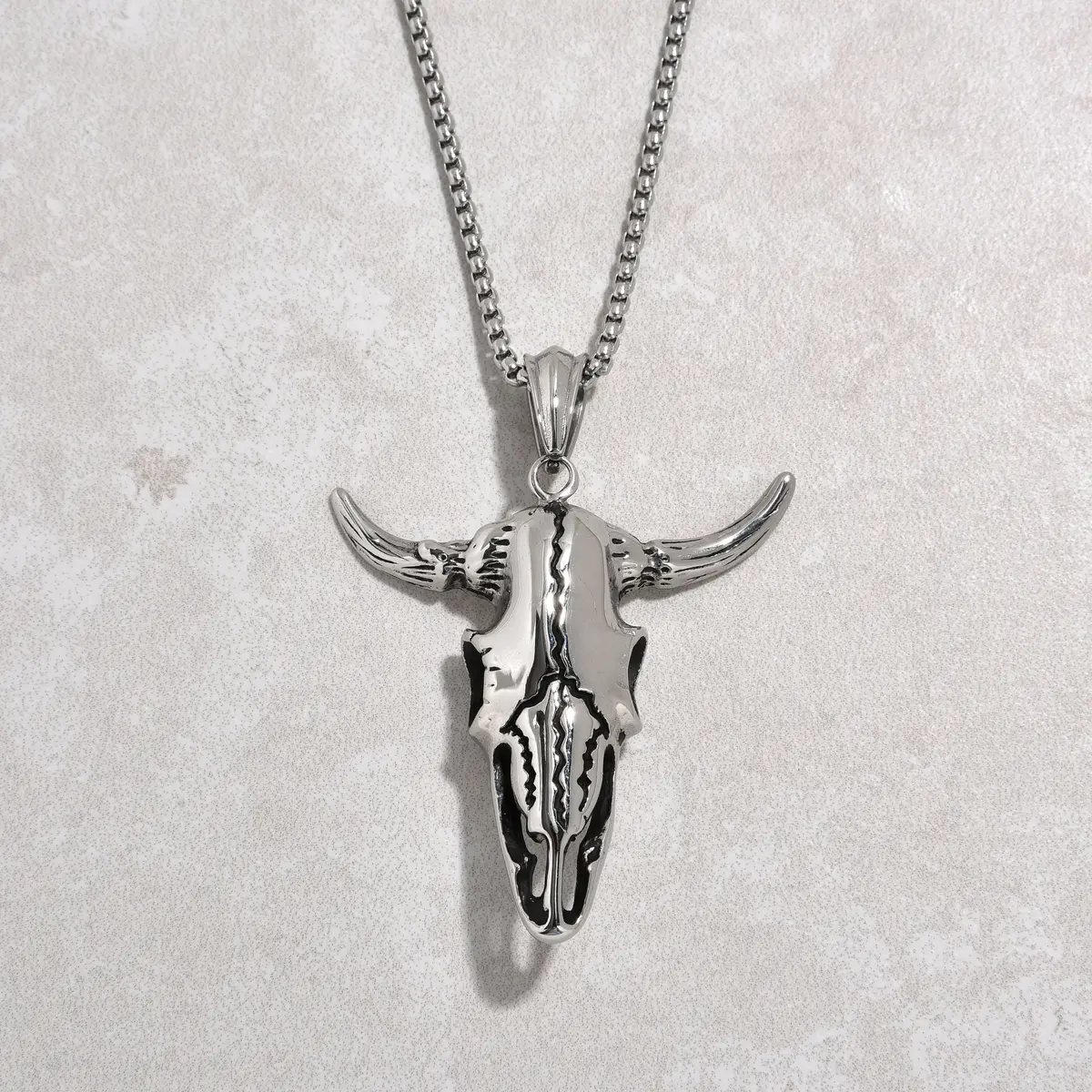 Silver Large Bull Skull Steel Hearts Necklace 1