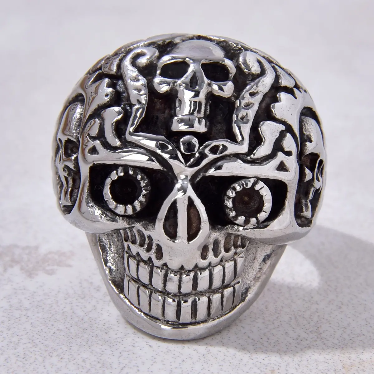Silver Punk Carved Skull Steel Hearts Ring 1