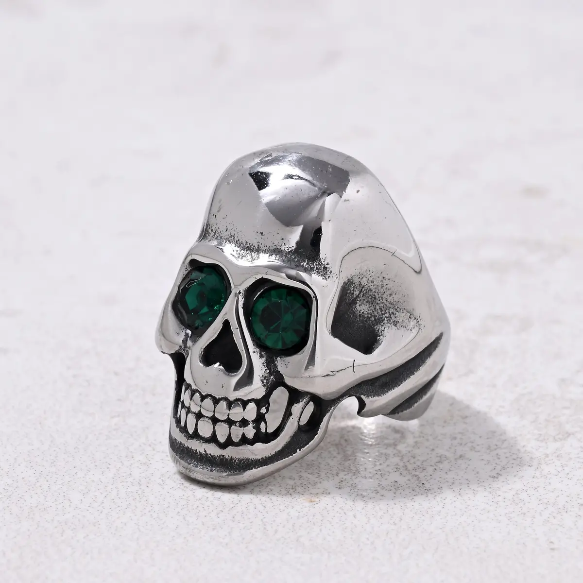 Silver Punk Skull Emerald Glass Ring 1