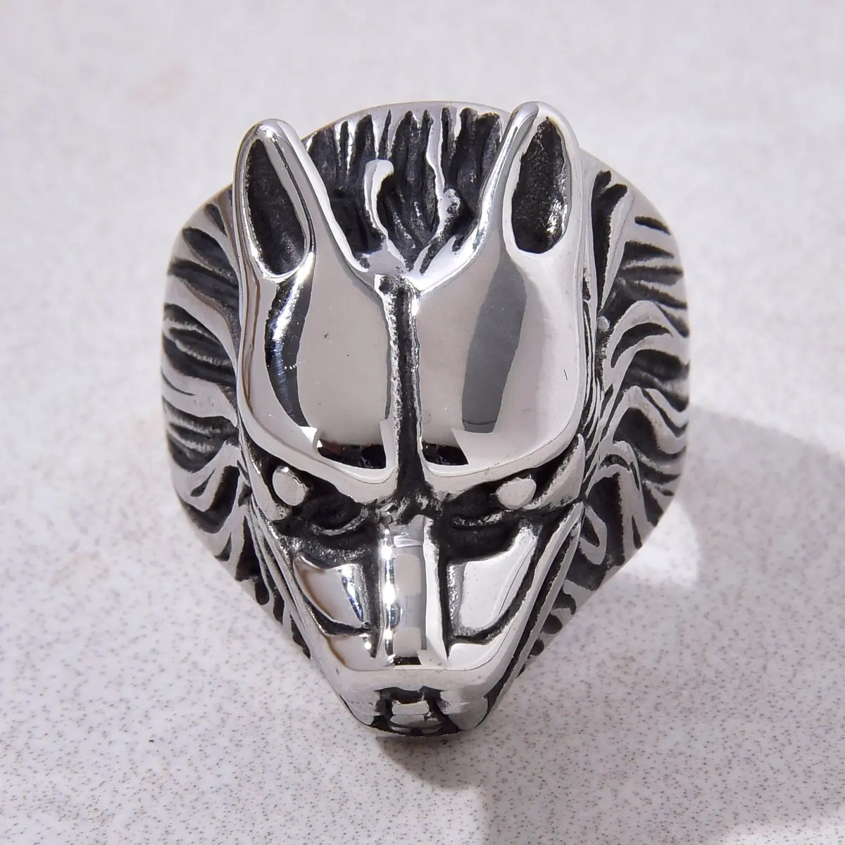 Silver Wolf Head Steel Hearts Ring 1